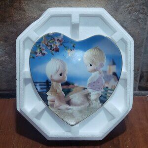Precious Moments Heart Shaped Words of Love Plate Collection Love Lifted Me 1995